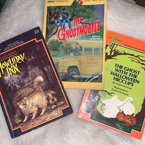 Spooky halloween chapter books
